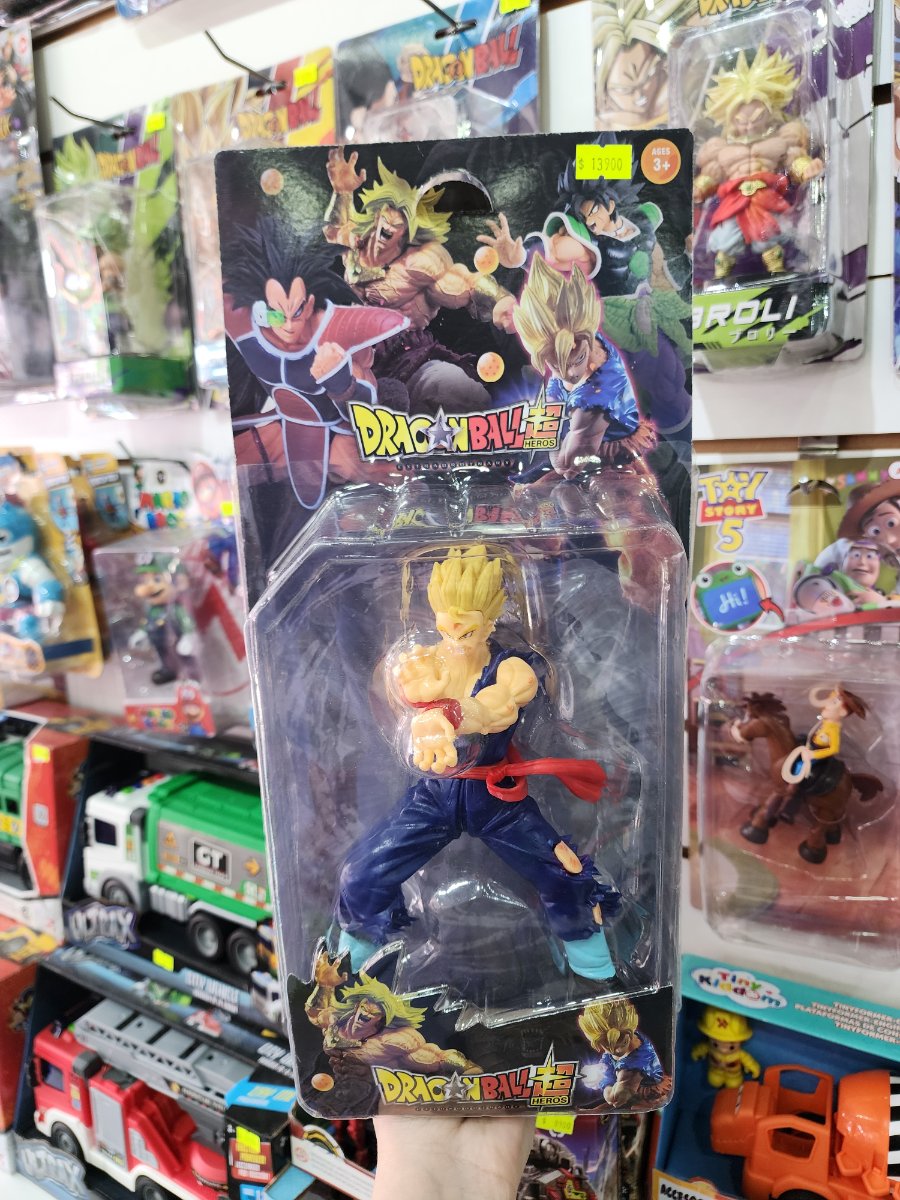 Figura Dragon Ball Z — 1