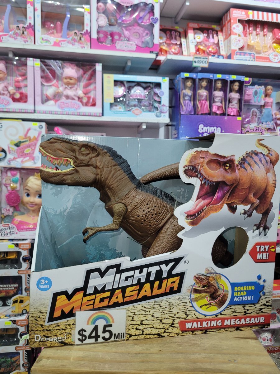 Dinosaurio con cara de goma
