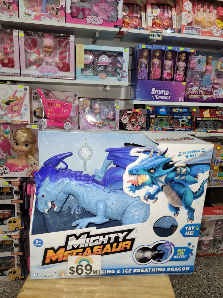 Dragon tira humo