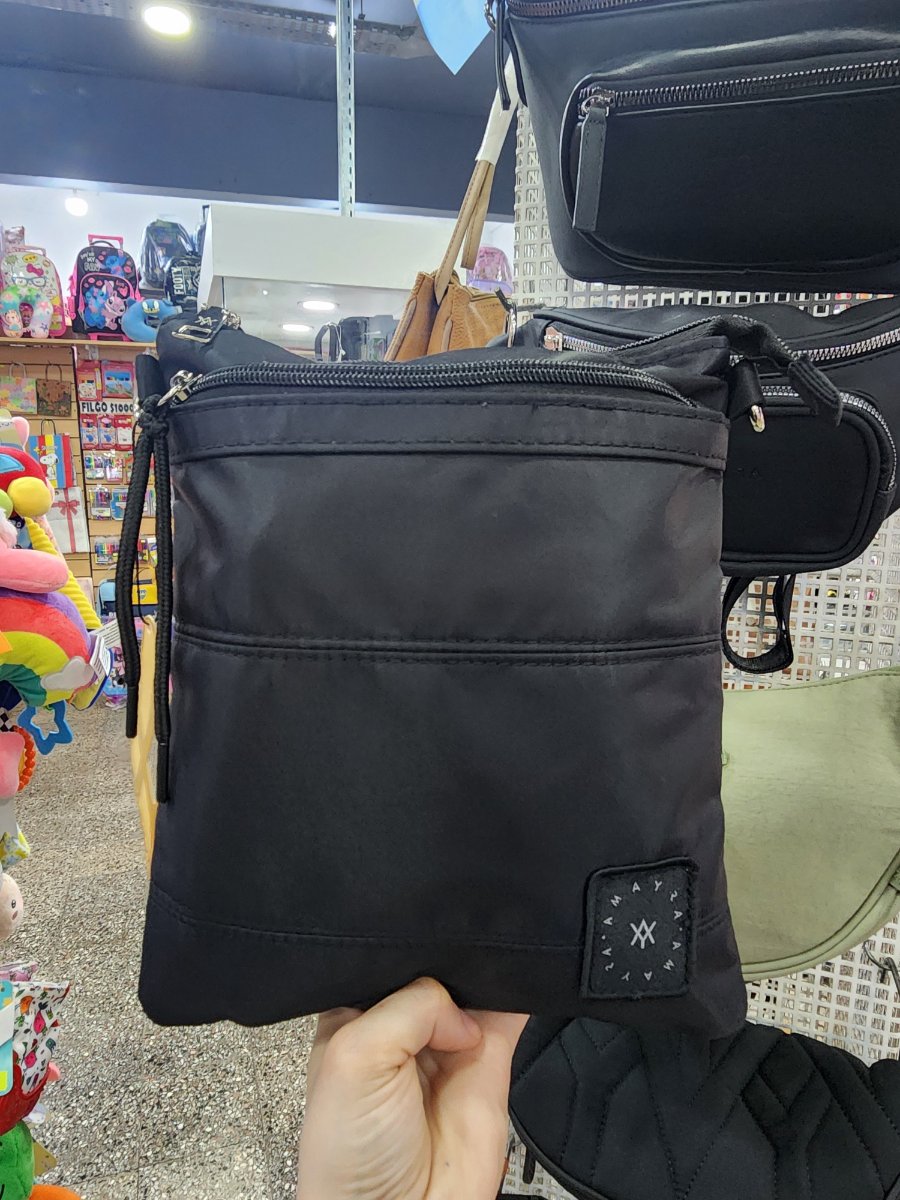 Cartera Amayra Negra